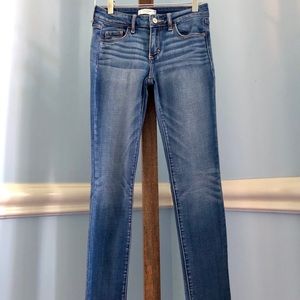ABERCROMBIE skinny jeans medium wash SIZE 25